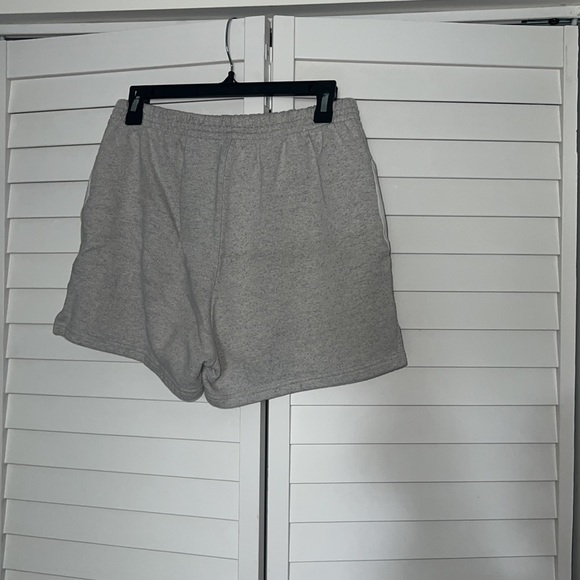 Brandy Melville - Picture 2 of 4